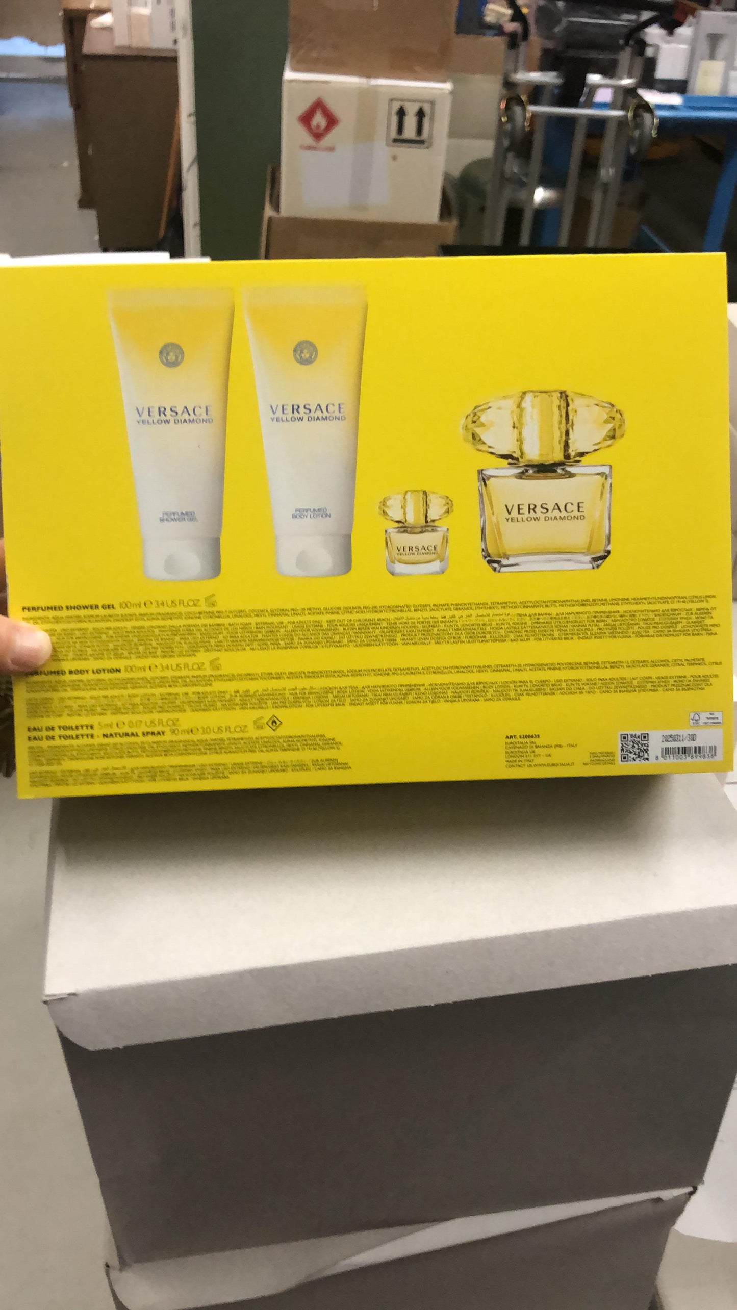 Versace Yellow Diamond